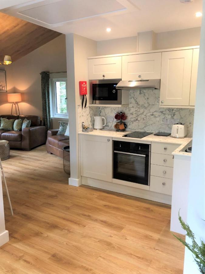 Breckland Lodge 2 With Hot Tub Belladrum Luaran gambar